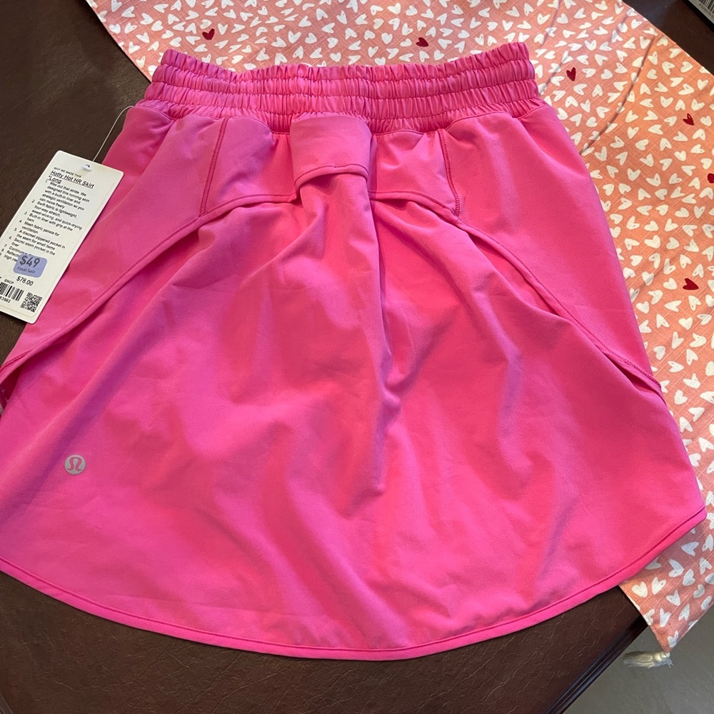 NWT Hotty hot skirt